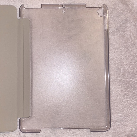 HOST PICK! baby owl iPad case - Picture 5 of 7